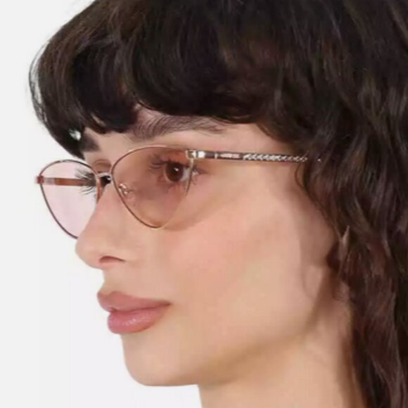 GUESS Sunglasses Gradient Bordeax Butterfly Ladies Sunglasses - Picture 9 of 9